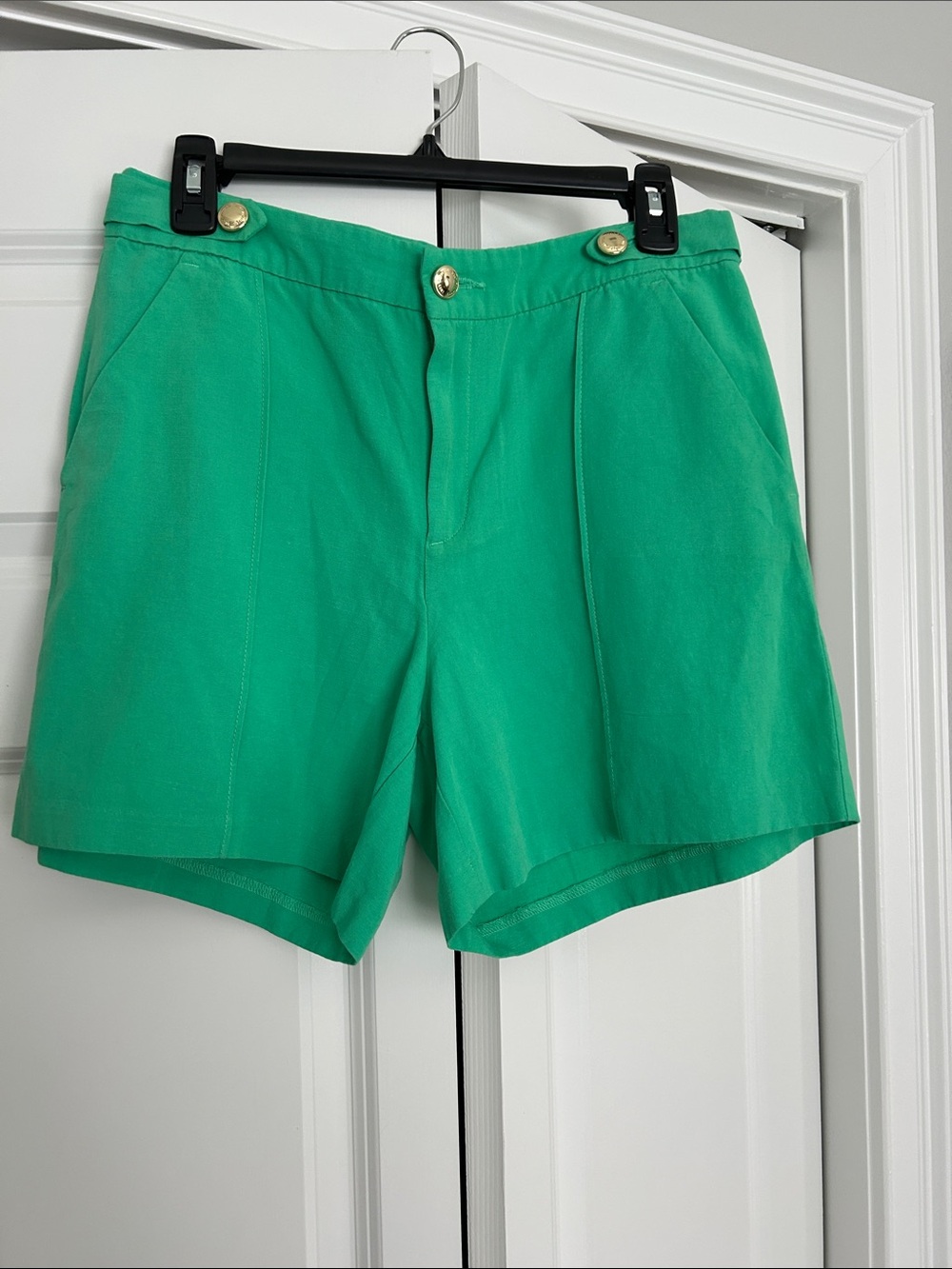 Lilly Pulitzer Deloria Green High-Waist Women's Shorts with Gold Buttons